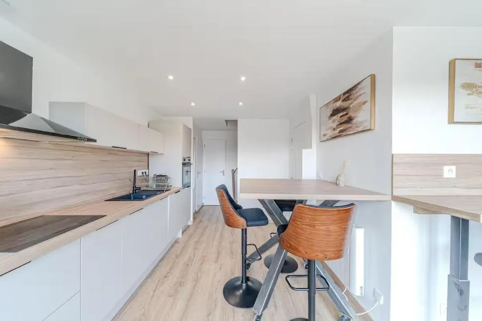 Apartment Rooftop D'Exception, Vue Rhone, 12 Personnes, Caluire